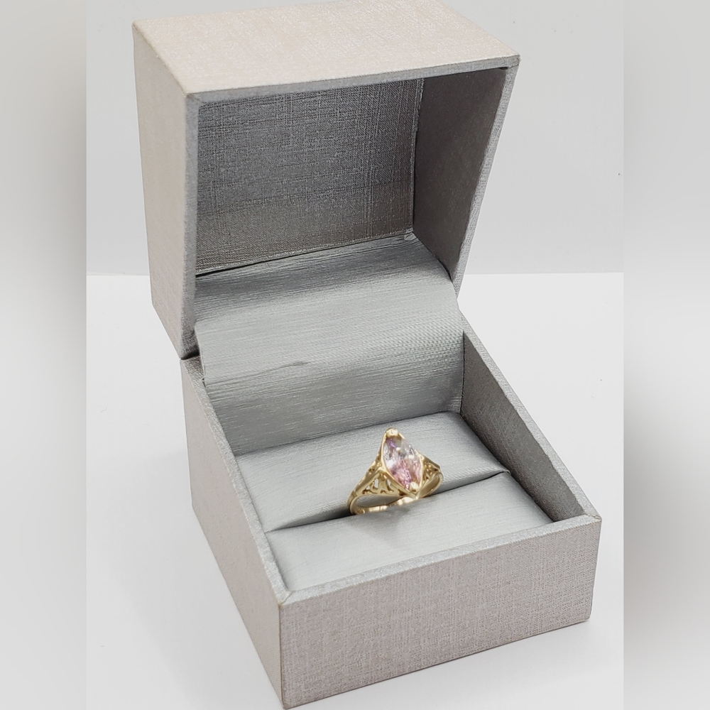 14k Solid Yellow Gold Two Tone Pink & Purple Marquise Checkerboard Cut CZ Ring - Picture 9 of 9